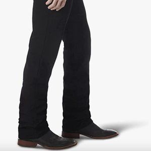 Brand New Wrangler Black Jeans 32x32